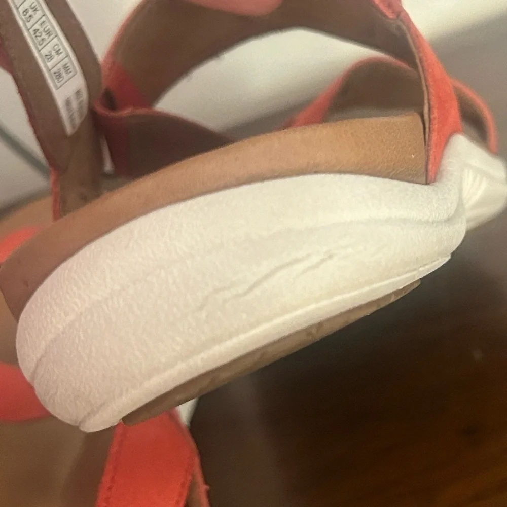 Cobb Hill  orange Sandals